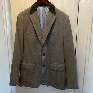 Banana Republic Blazer with corduroy elbow patches and collar. Slim fit 40R.